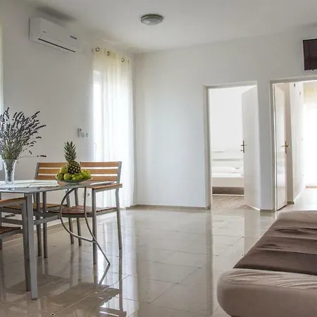 Apartment Rezidencija Ab