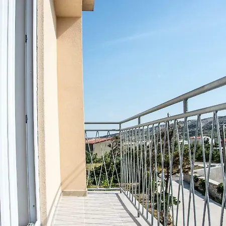 Rezidencija Ab Apartment Pag Town