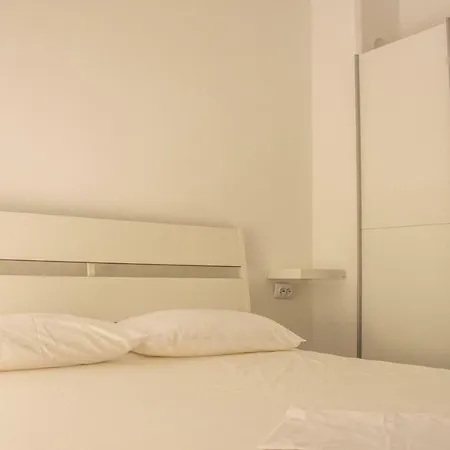 Rezidencija Ab Apartment Pag Town