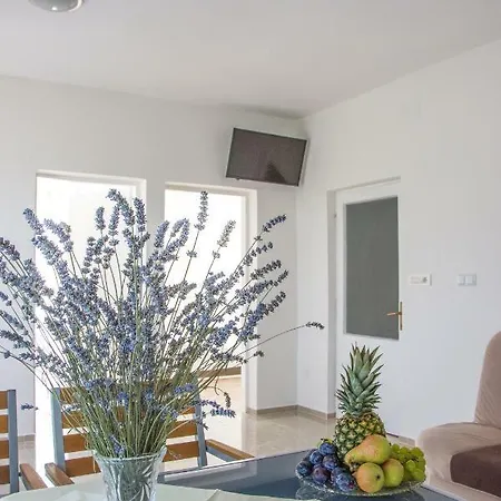 Rezidencija Ab Apartmán Pag Town